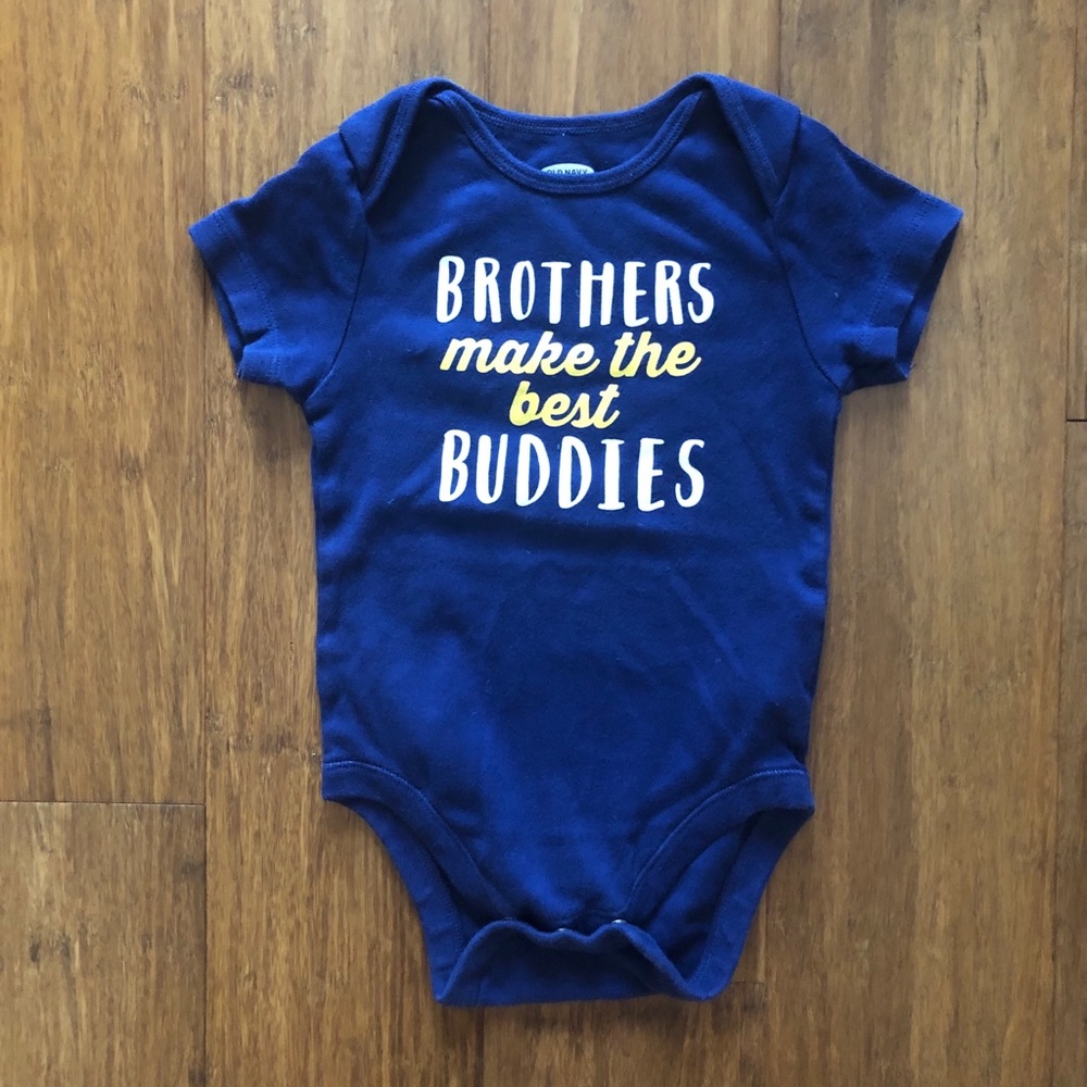 Old Navy Graphic Onesie 12-18 Months